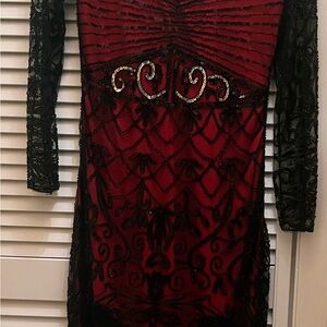 Elegant Red and Black Long Sleeve Dress
